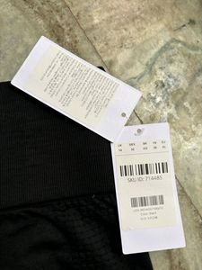 Savana Black Gym Shorts