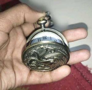 Dragon Emblem Keychain with inbuild watch