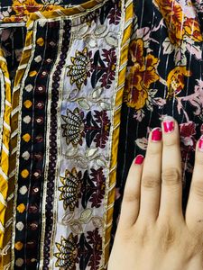 Black Zari kurta With Gota Work