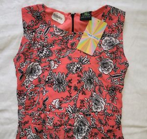 Flowy Flower Printed Dress. Size XXS