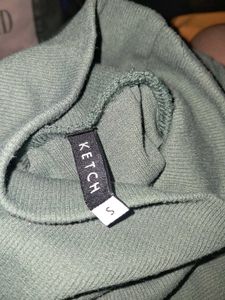 Ribbed Turtleneck Crop Top