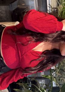 Maroon V-Neck wRap likeTop Very stretchy