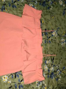 Elegant Off Solder Top💕 ( Women&#39;s)