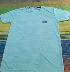 👕 Men's Solid Performance Sports T-Shirt –