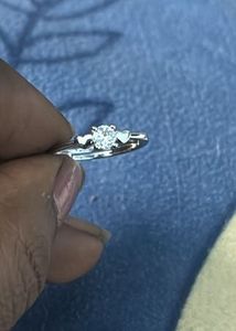 Elegant Silver tone Ring