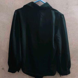 Elegant Pinteresty Black Top