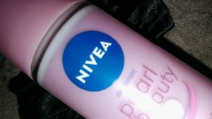 Nivea Pearl &amp; Beauty Deodorant..💗