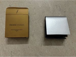 Faces Canada Weightless Stay Matte Compact