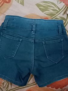 Girls Pretty Casual Wear Shorts....😍