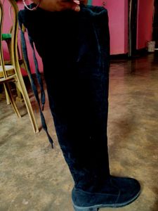 Black Over-the-Knee Boots