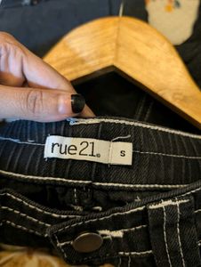 Women&#39;s Black Cargo