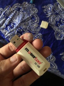 MoserBaer 32gb Pendrive