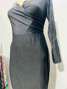 Elegant Black Midi Dress