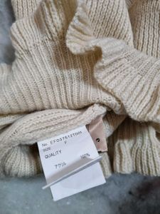 Cute Frilled Knitted Crop Tank Top