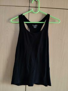 Black Tank Top- CLEARANCE SELL 🥳🥳🥳🥳