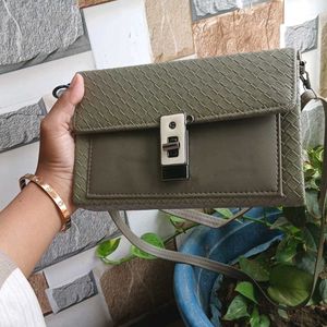 New Treanding Hand 👜