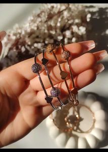 Stylish Bangle Set of 1 pair