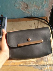 Beautiful Black Shoulder Bag 🖤