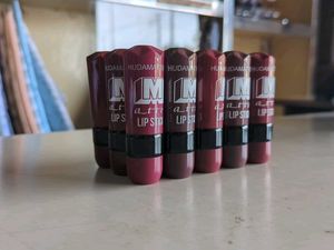 Huda Matte Lipstick Set  ( PREMIUM FRENCH)