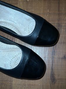 Clarks Pumps