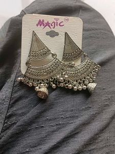 Earings