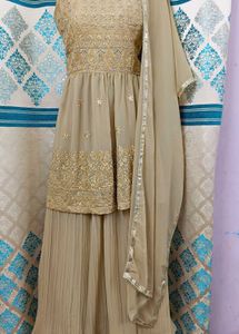 NEW Elegant Gold Embroidered Salwar Kameez