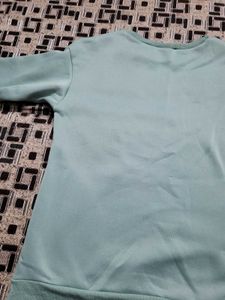 Urbanic Sweatshirt Women