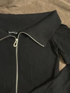 Black Zip-Up off shoulder top