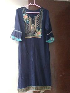 Elegant Embroidered Kurta