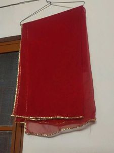 Red Dupatta