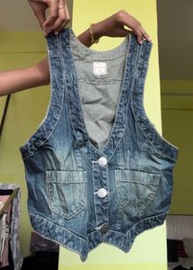 Denim Vest - Stylish Layering Piece
