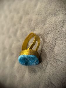 Antique Gold Blue Stone Ring