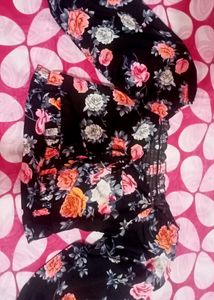 #Top #Floral Crop Top #good Quality