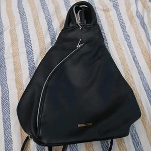 Anabella Sachi Classic Black Backpack