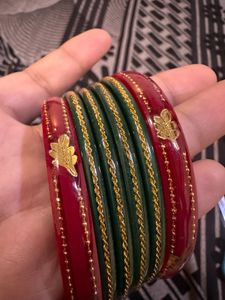Red & Green Bangle Set