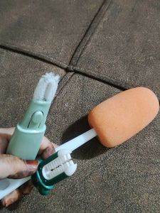 Bottle Cleaning Brush