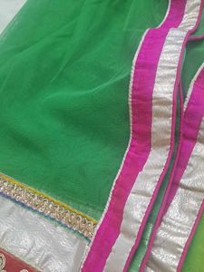 PRICE DROPPED 📍📍📍📍📍Yellow 💛Lehenga Choli Se