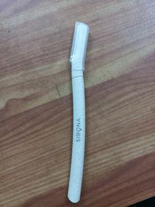 Facial Rajor And Dotnkey Hand Cream