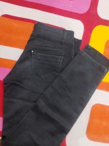 Stylish Black Jeans