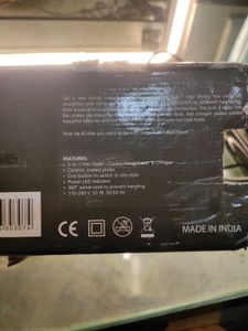 Vega 3-in 1 Hair Styler.