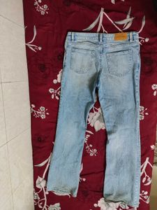 Light Wash Straight Fit Denim Jeans