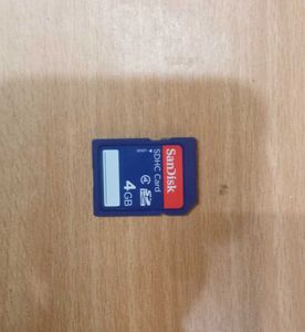 NEW SanDisk 4GB camera memory card