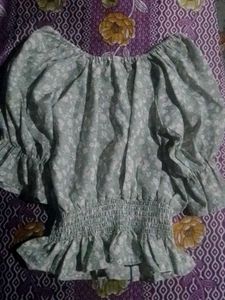 Floral Off-Shoulder top