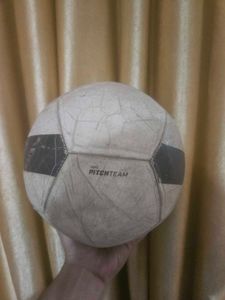 Nike Pitch Team Soccer Ball