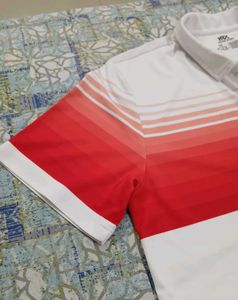 HRX Red &amp; White Sports Tshirt