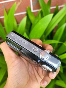 SONY Cybershot DSC-W50 Digital Camera