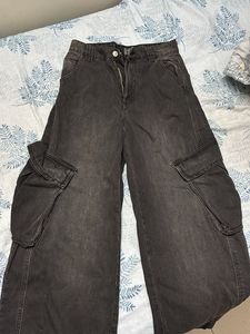 Baggy Cargo Pants