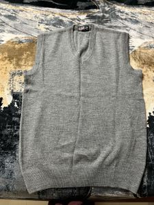 Gray Sleeveless Sweater Vest