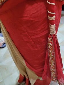 i am selling lehnga saree with full of beads