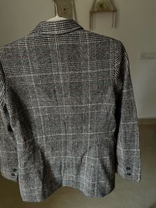 ROEM CHECKERED DOUBLE-BREASTED BLAZER